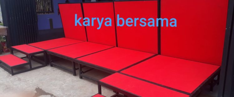  Panggung  Portable  Karya Bersama Door